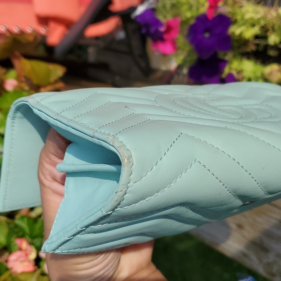 Mint Green Accessory with Elegant Design and Versatile Use - Picture 12 of 17